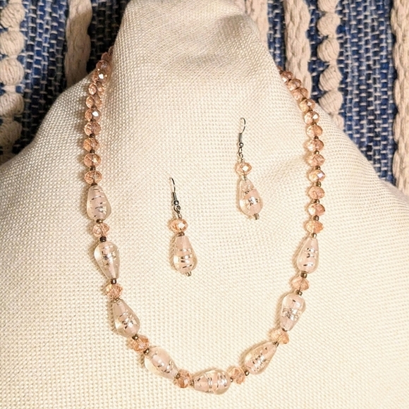 Blush Pink Clear Glass Beaded Necklace Earring Set Faceted Teardrop Handcrafted - Picture 2 of 4